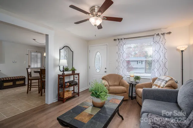 $213,000 | 164 8th Avenue Southwest, Conover, NC 28613