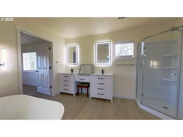 $585,000 | 575 Cedar Street, Sutherlin, OR 97479