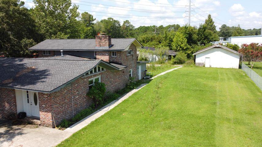 114 Berkeley Circle Summerville, SC 29483 - Photo 4 of 10 20210729190211169373000000-o