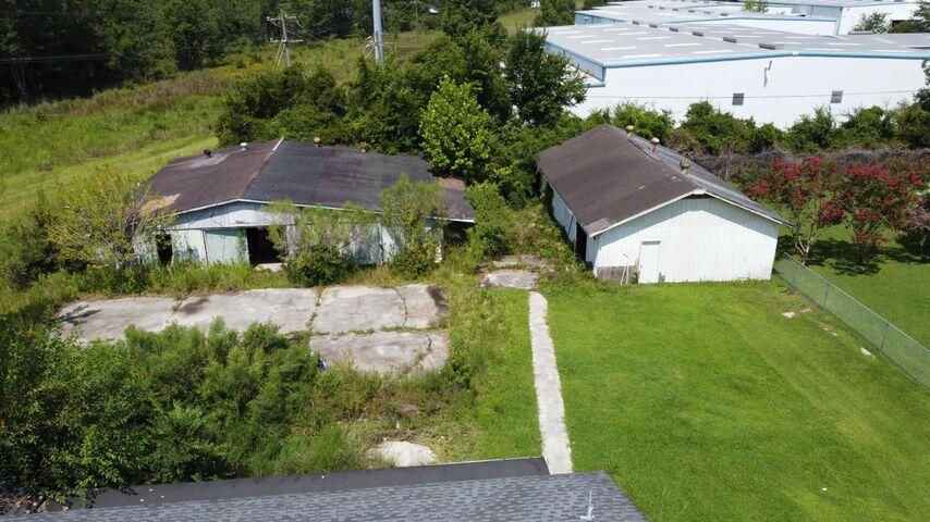 114 Berkeley Circle Summerville, SC 29483 - Photo 5 of 10 20210729224412954258000000-o