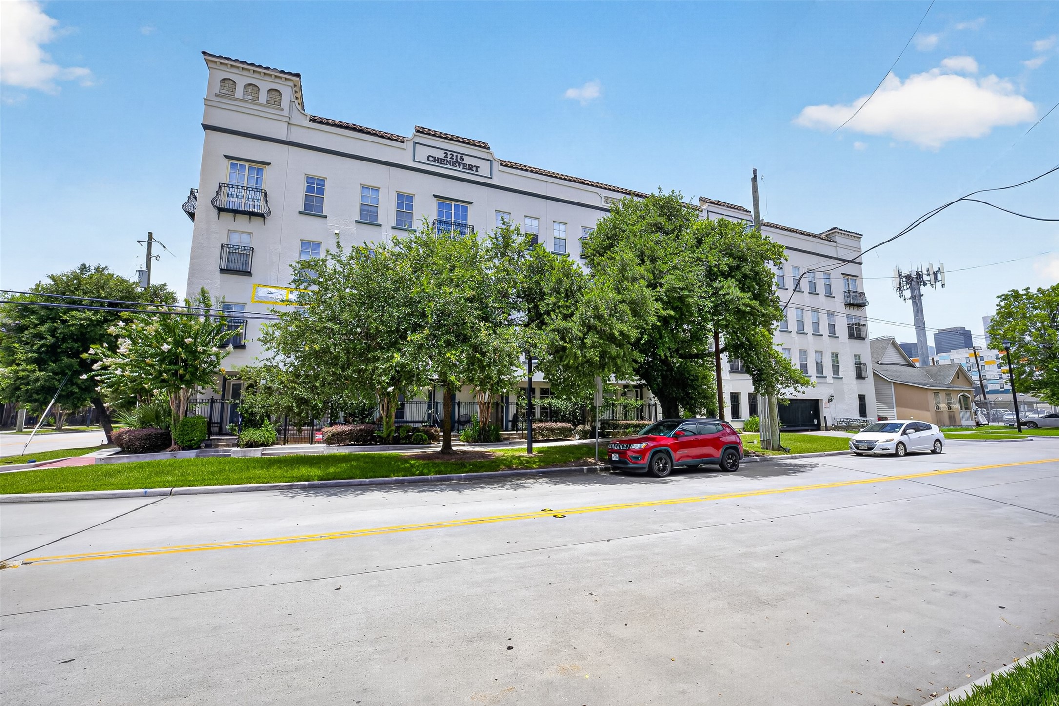 2216 Chenevert Street, Unit 7 Houston, TX 77003 - Photo 18 of 19