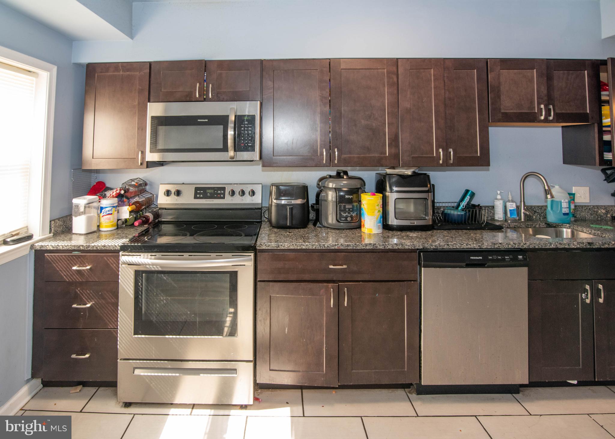 1549 Northwick Road Baltimore, MD 21218 - Photo 6 of 28