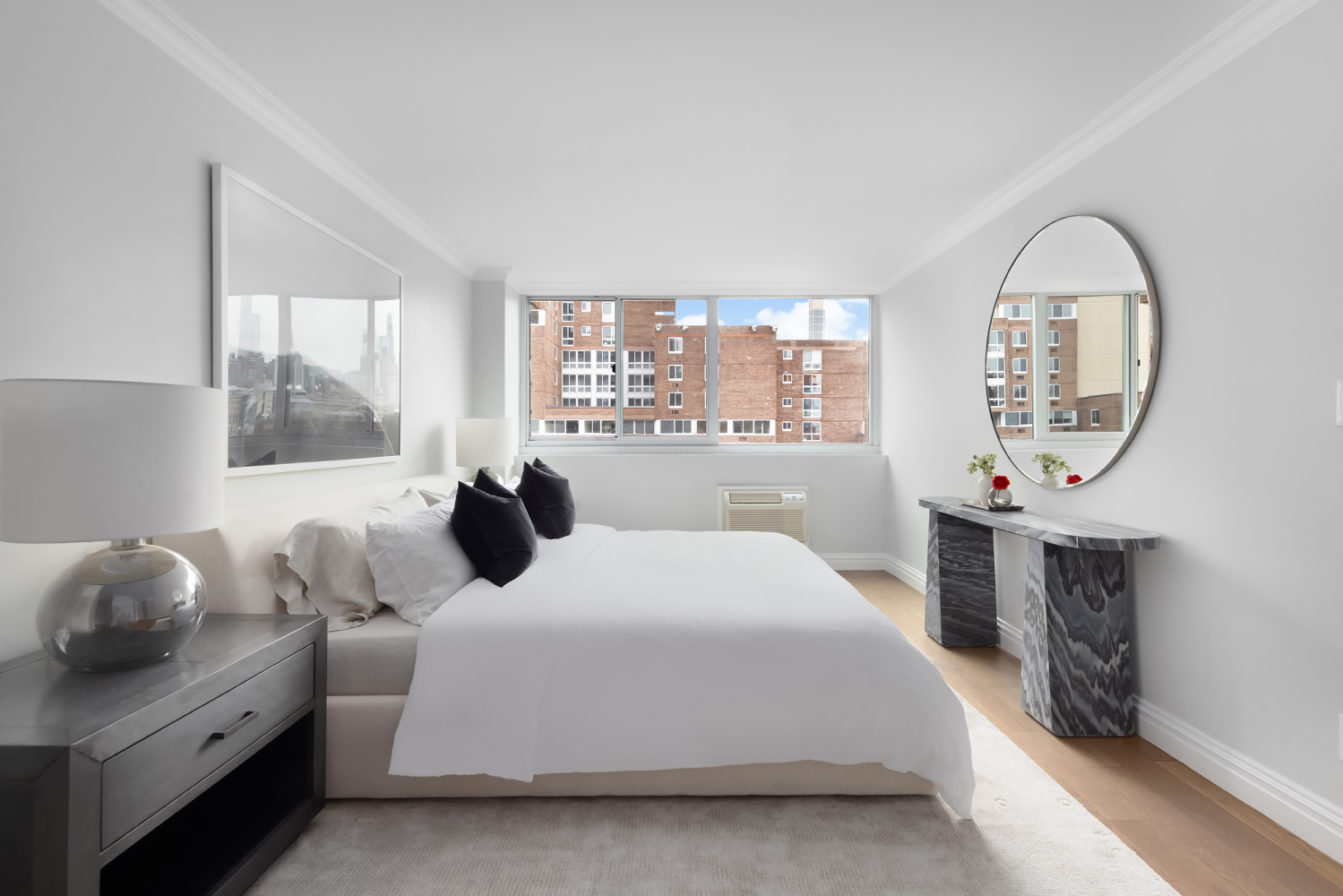 625 Main Street, Unit 834 Manhattan, NY 10044 - Photo 1 of 16