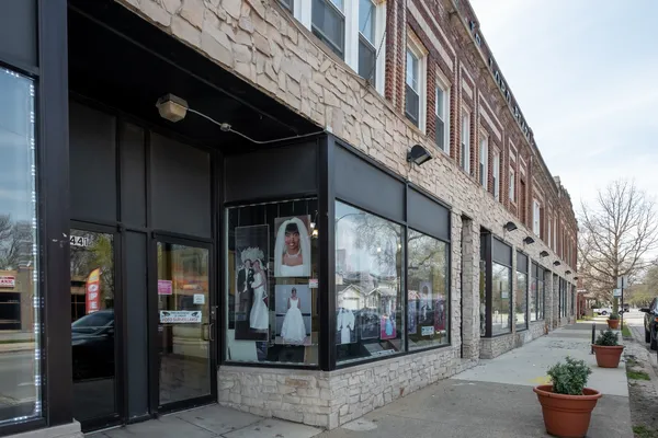 an outdoor view of a building