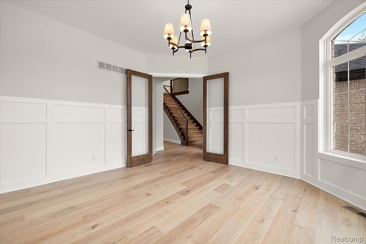 53650 Romeo Plank Road Macomb, MI 48042 - Photo 24 of 64 43-53650 Romeo Plank-43.jpg