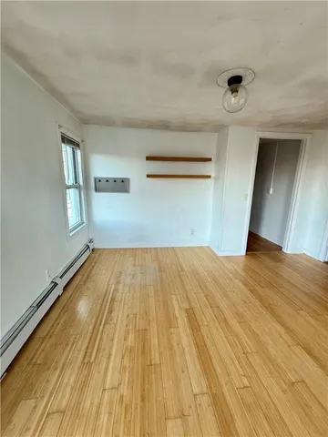 $1,900 | 39 Congdon Street, Narragansett, RI 02882