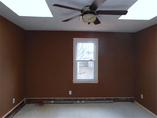 70 Honeysuckle Road Warwick, RI 02888 - Photo 14 of 20
