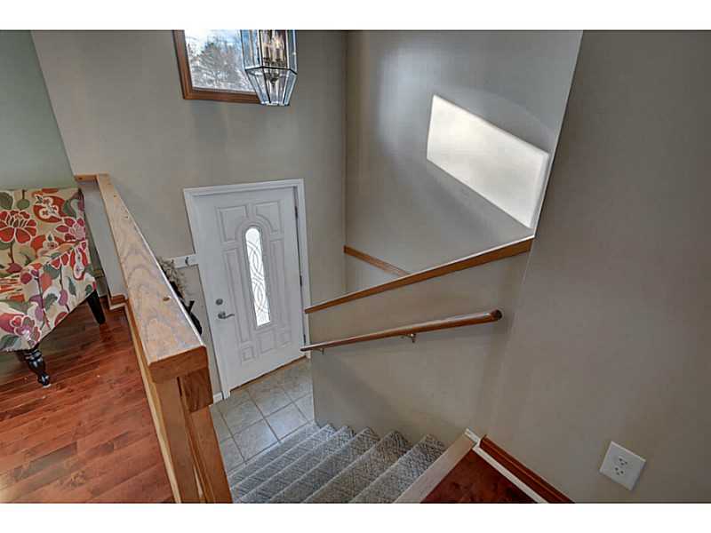 30 Holmes Street Westerly, RI 02891 - Photo 4 of 24 Entry.