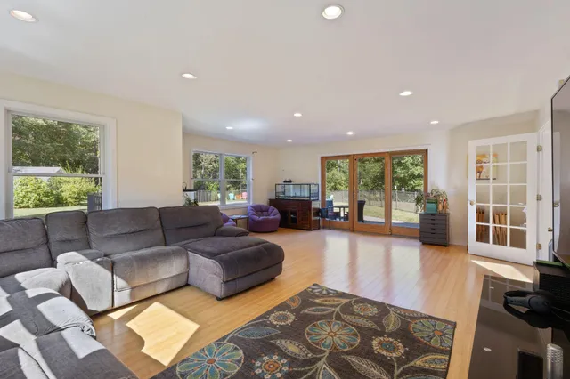 $985,000 | 67 Field Road, Falmouth, ME 04105