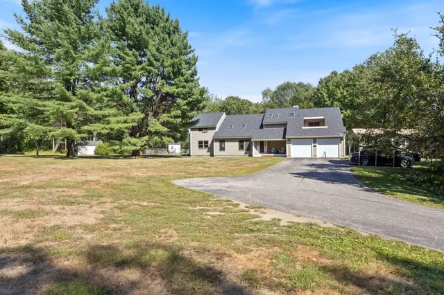 $985,000 | 67 Field Road, Falmouth, ME 04105