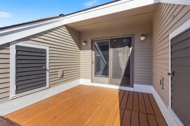 $985,000 | 67 Field Road, Falmouth, ME 04105