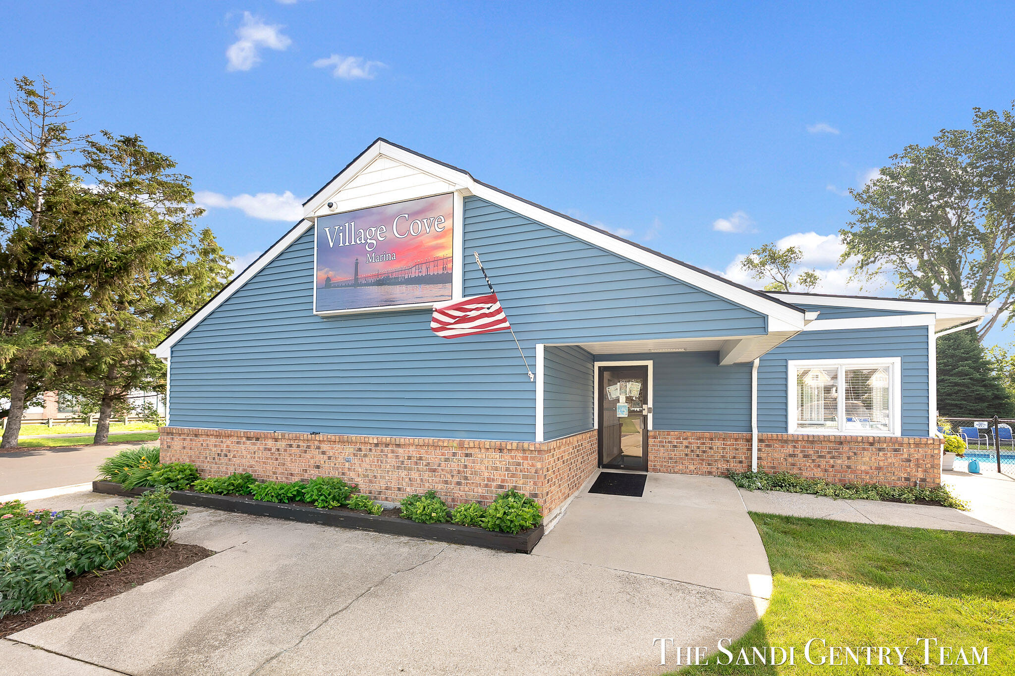 910 West Savidge Street, Unit 39 Spring Lake, MI 49456 - Photo 6 of 17 AIV00019 (1)