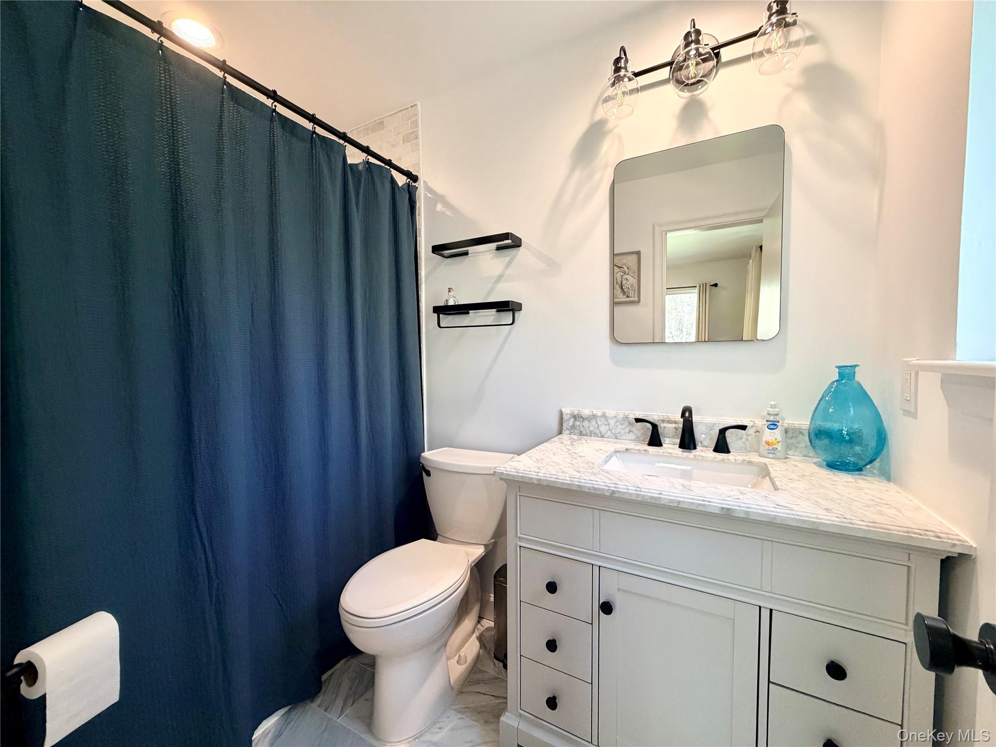 43 B Old Squires Road Hampton Bays, NY 11946 - Photo 12 of 20