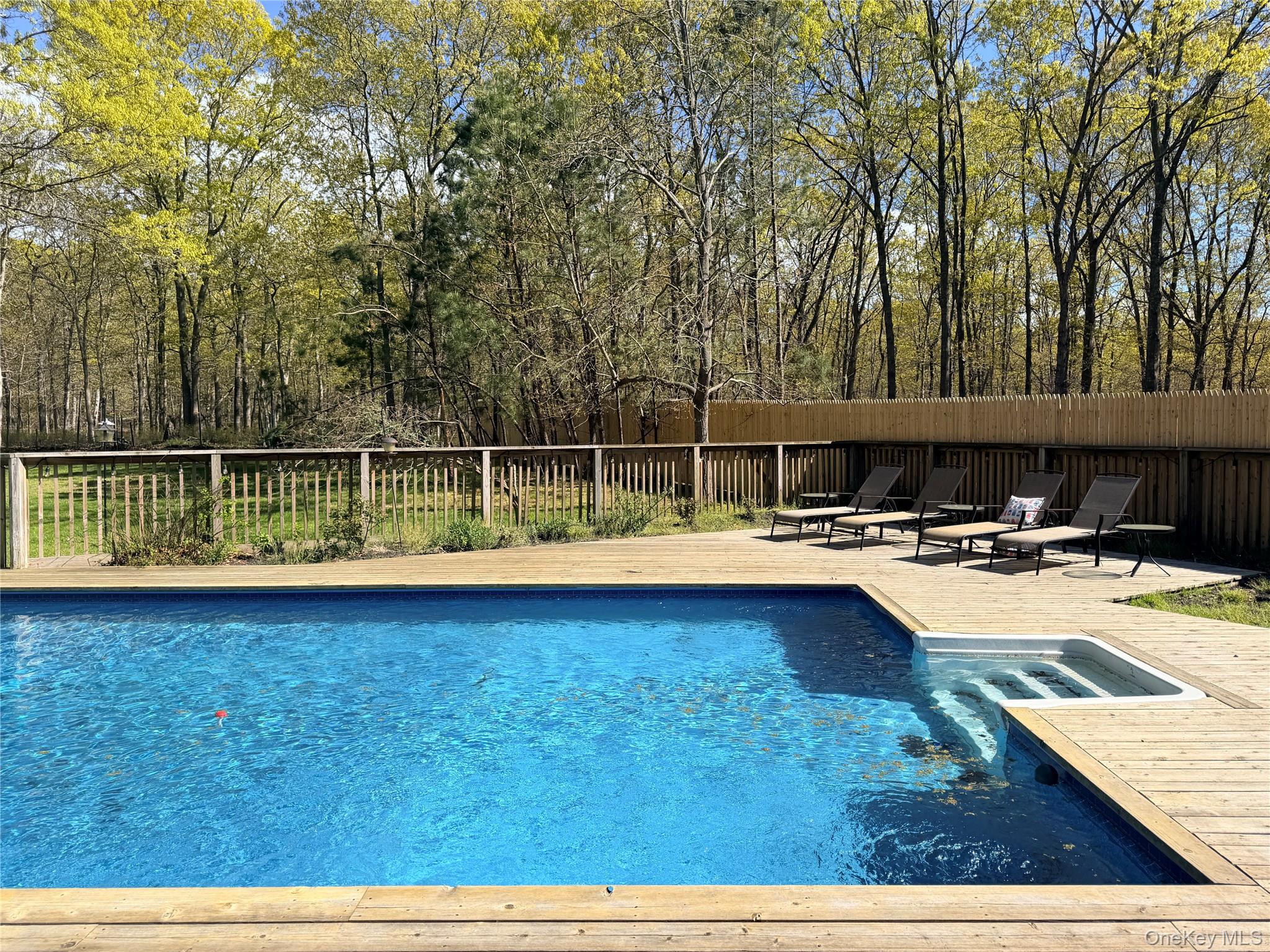 43 B Old Squires Road Hampton Bays, NY 11946 - Photo 3 of 20