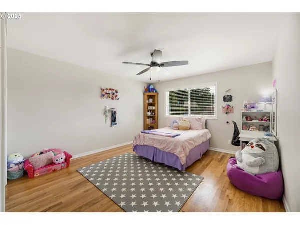 $695,000 | 2402 Stephanie Lane, North Bend, OR 97459