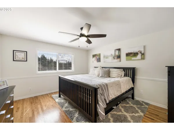 $695,000 | 2402 Stephanie Lane, North Bend, OR 97459