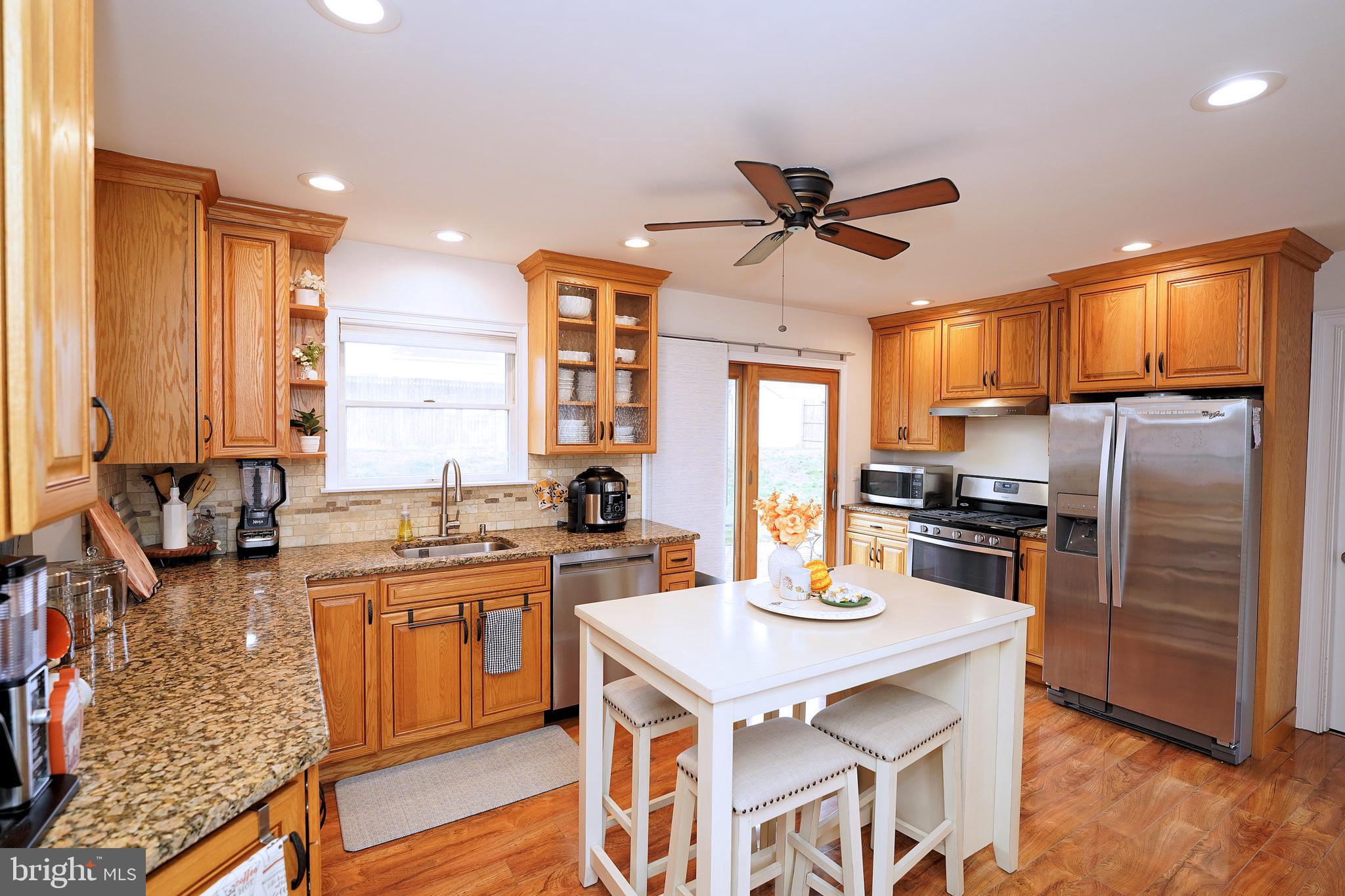 51 Sunset Boulevard Hamilton, NJ 08690 - Photo 12 of 29