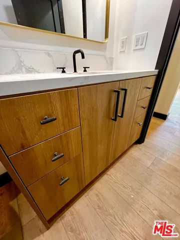 a close view of sink