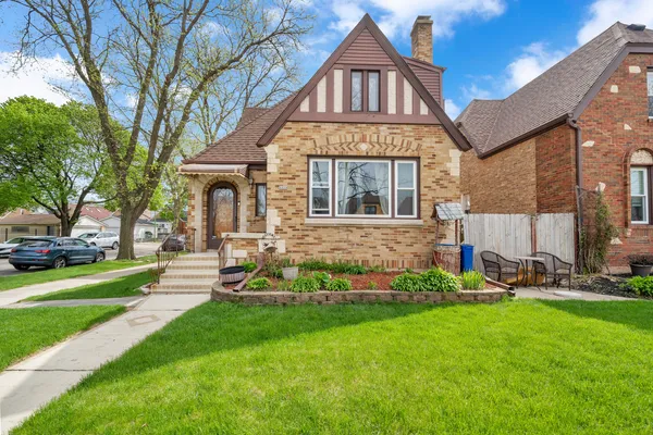 $499,900 | 3359 North Oak Park Avenue, Chicago, IL 60634