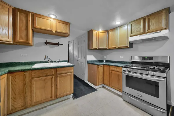 $499,900 | 3359 North Oak Park Avenue, Chicago, IL 60634