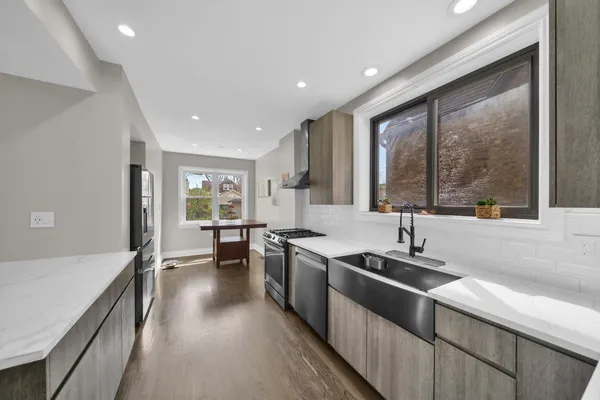 $499,900 | 3359 North Oak Park Avenue, Chicago, IL 60634