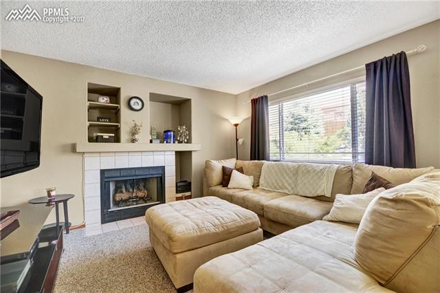 7645 Julynn Road Colorado Springs, CO 80919 - Photo 13 of 35