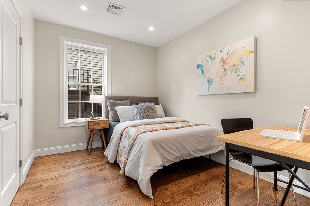 194 K Street, Unit 3 Boston, MA 02127 - Photo 14 of 18