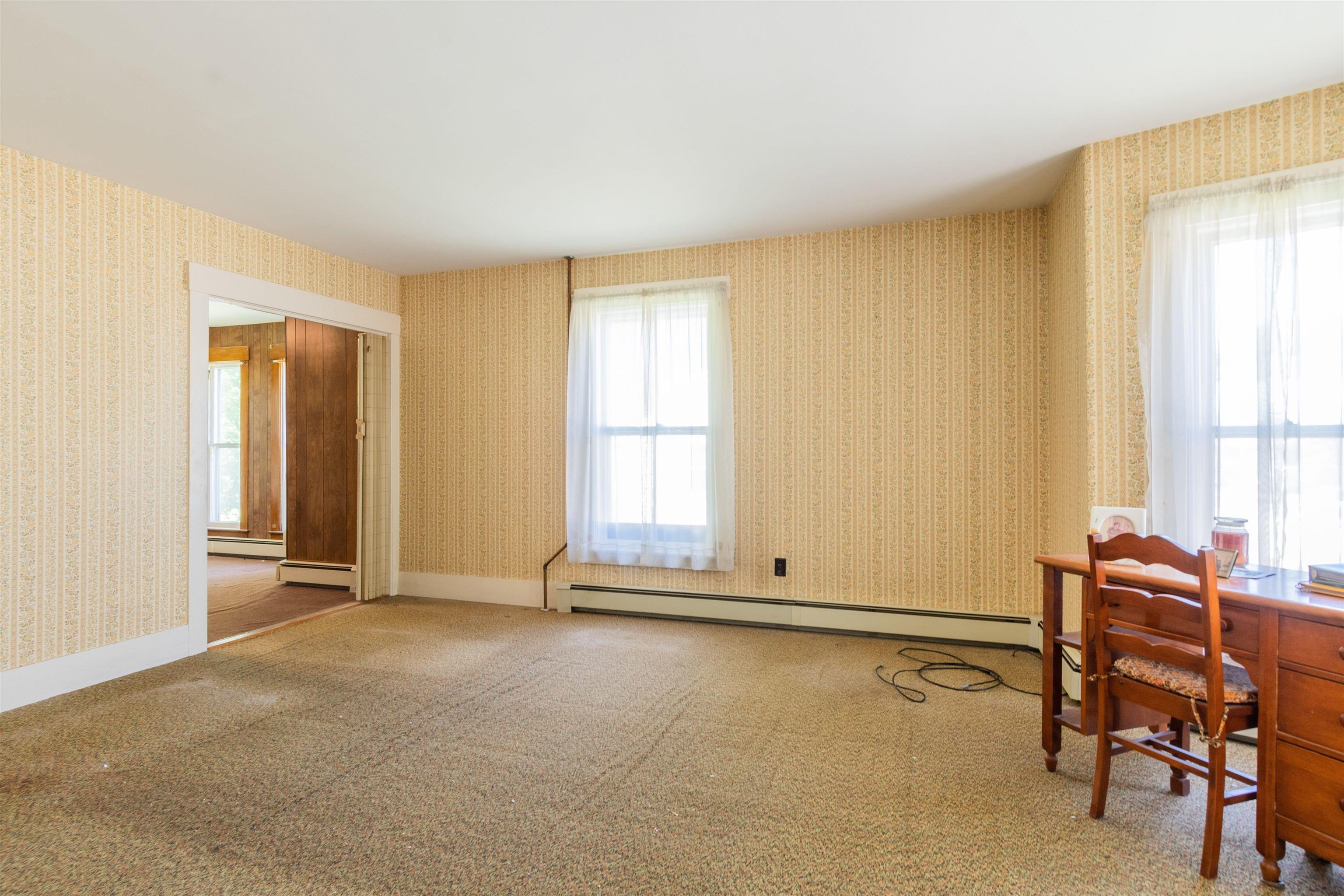 47 Oak Street Milford, NH 03055 - Photo 13 of 35