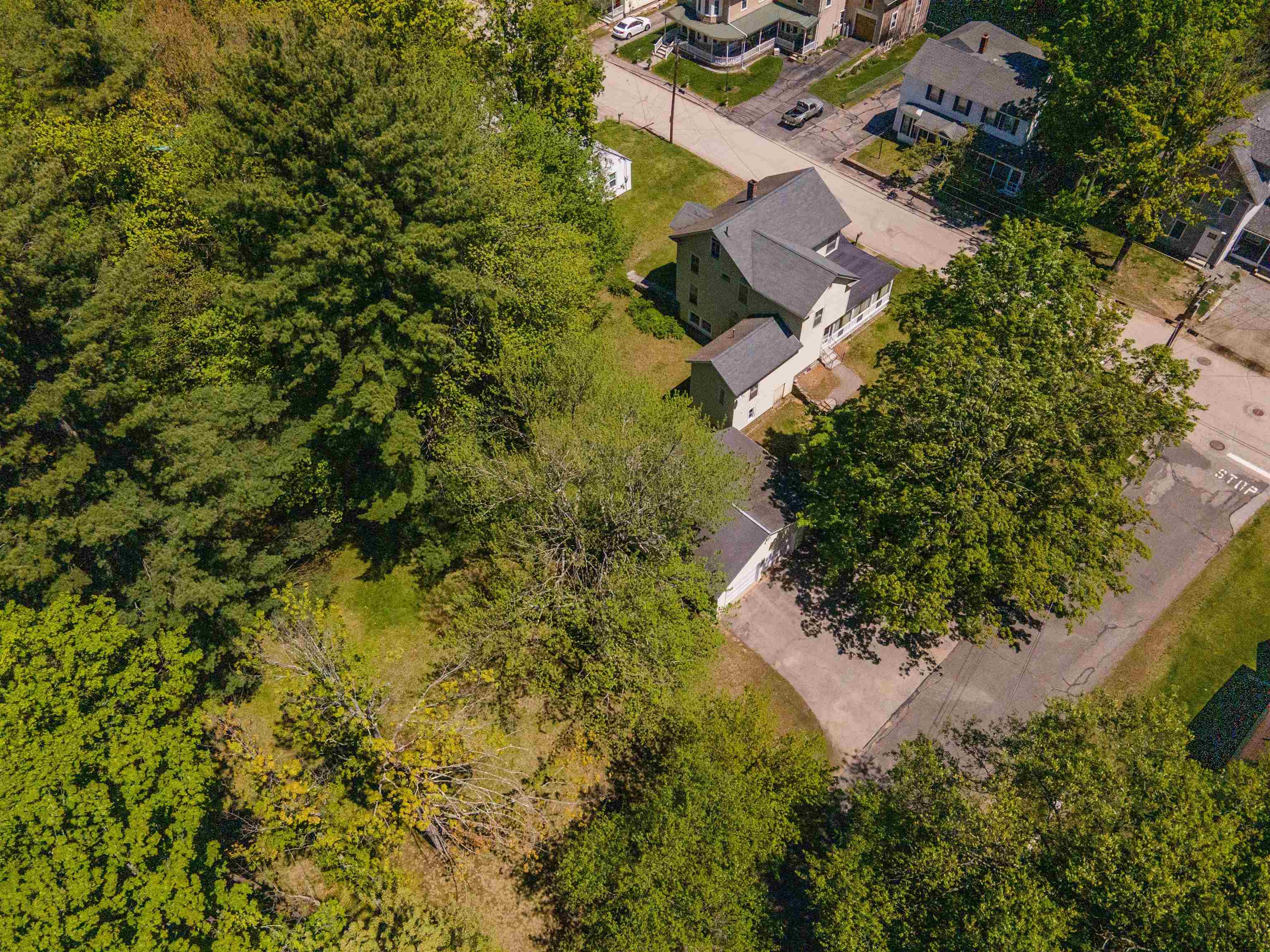 47 Oak Street Milford, NH 03055 - Photo 4 of 35