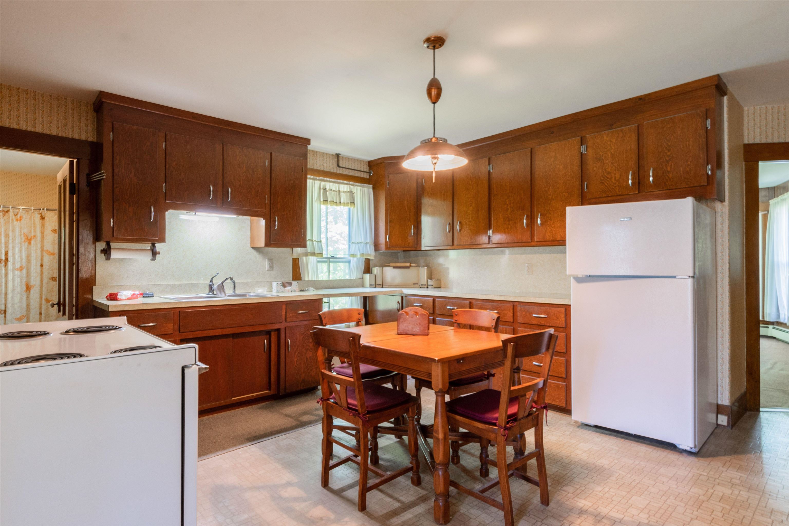 47 Oak Street Milford, NH 03055 - Photo 5 of 35