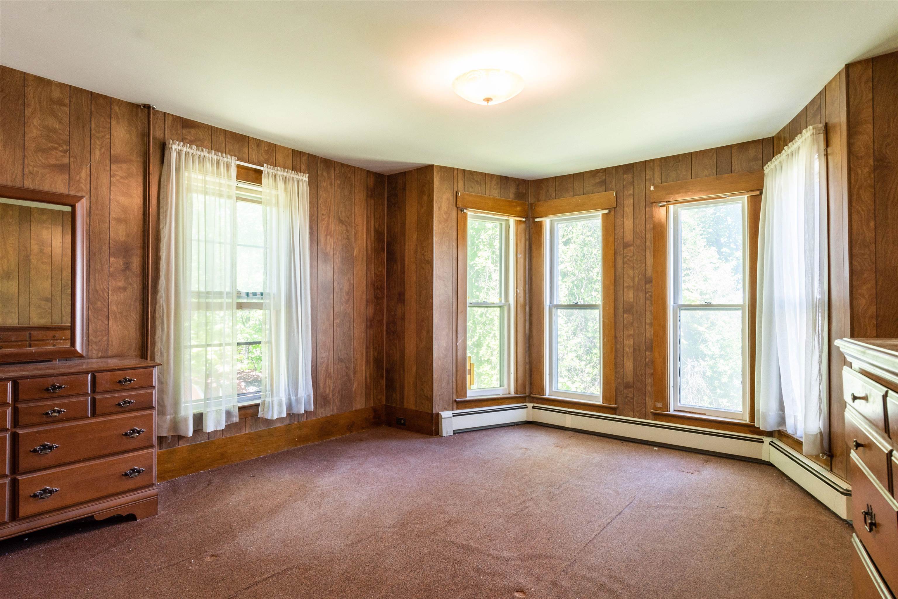 47 Oak Street Milford, NH 03055 - Photo 10 of 35