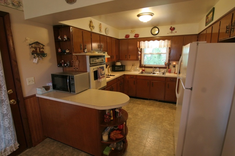 115 North Truman Road Jasper, IN 47546 - Photo 11 of 24 Gallery Image 11