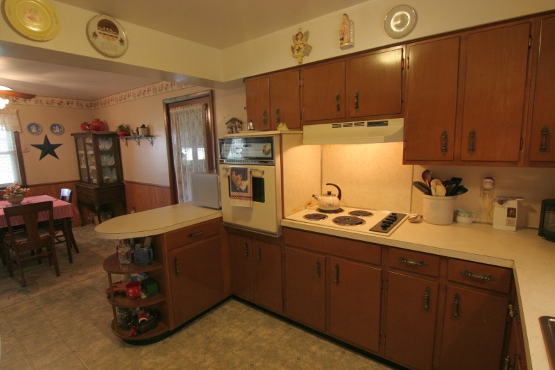 115 North Truman Road Jasper, IN 47546 - Photo 9 of 24 Gallery Image 9