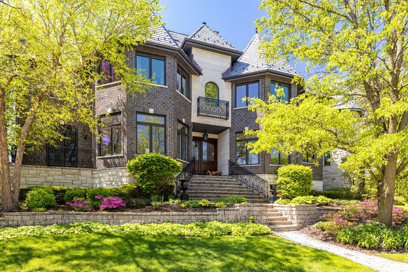 17 Ambriance Drive Burr Ridge, IL 60527 - Photo 1 of 62