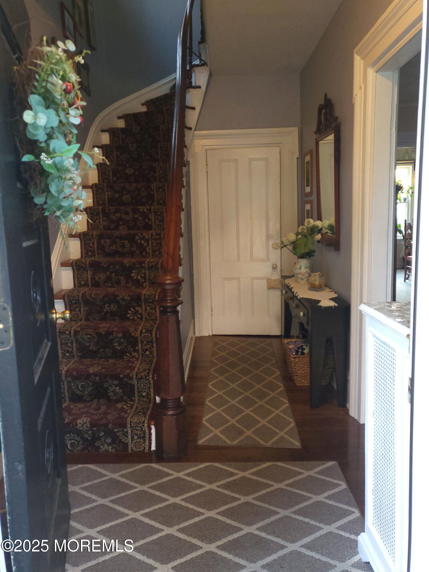 58 Division Street Keyport, NJ 07735 - Photo 3 of 13 1000023365