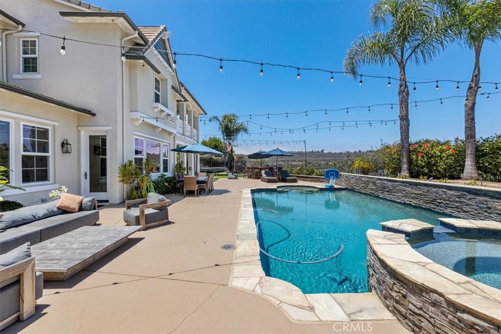 2453 Lapis Road Carlsbad, CA 92009 - Photo 18 of 74