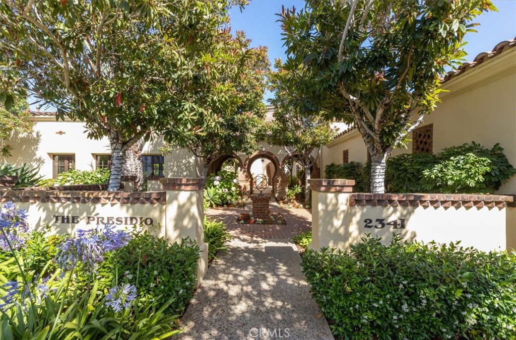 2453 Lapis Road Carlsbad, CA 92009 - Photo 49 of 74 Community features.