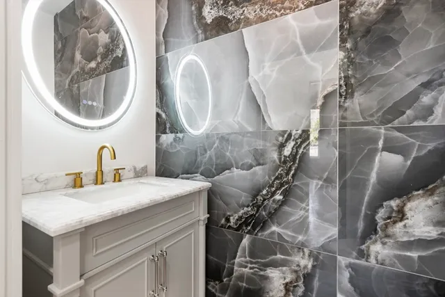 $1,299,000 | 85 Jewell Street, Mansfield, MA 02048