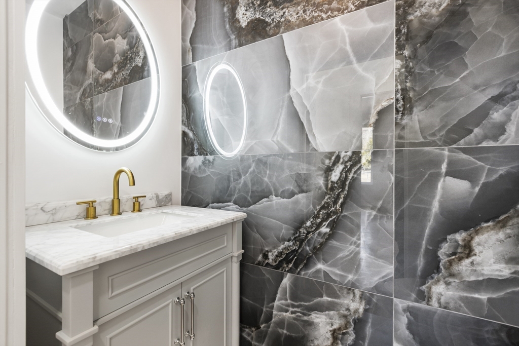 85 Jewell Street Mansfield, MA 02048 - Photo 15 of 42