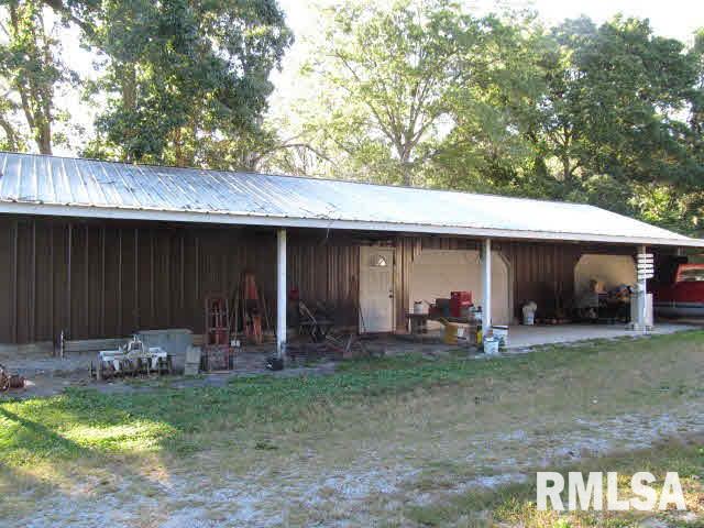 10230 East Option Road Mount Vernon, IL 62864 - Photo 3 of 35