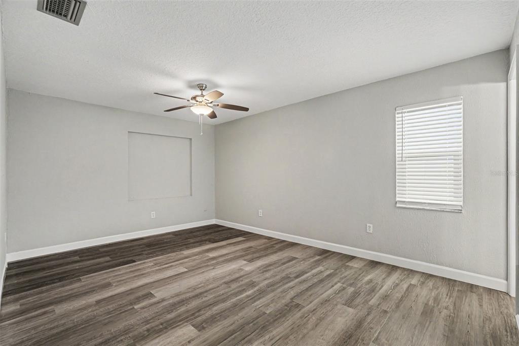 6822 Lassen Avenue New Port Richey, FL 34655 - Photo 12 of 18