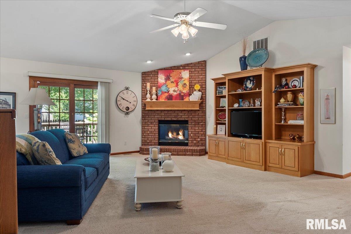 799 Shoshoni Drive Springfield, IL 62711 - Photo 5 of 33 Gallery Image 5