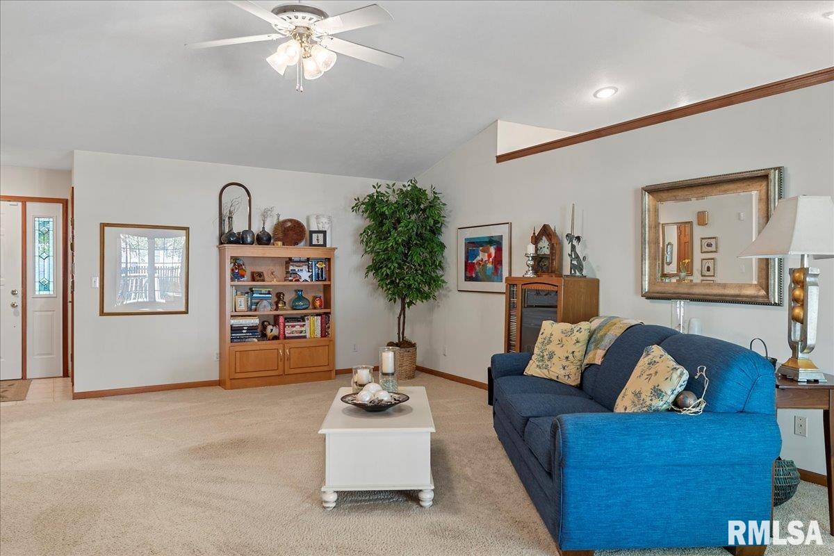 799 Shoshoni Drive Springfield, IL 62711 - Photo 7 of 33 Gallery Image 7