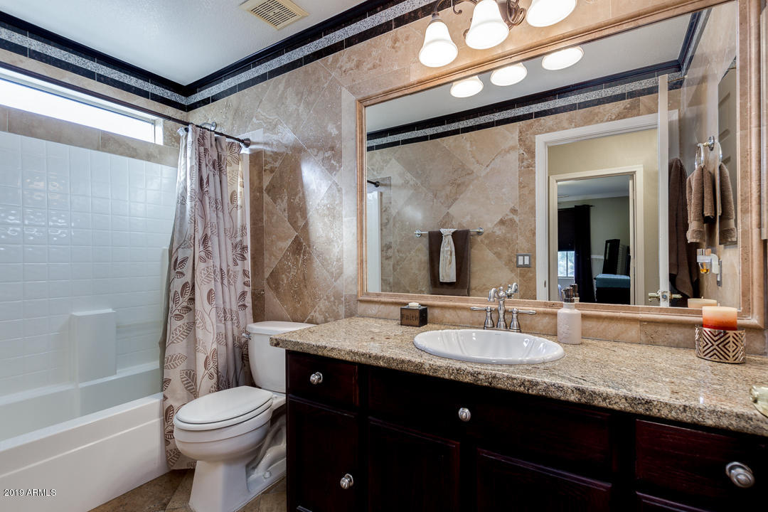 7020 West Phelps Road Peoria, AZ 85382 - Photo 24 of 35 Guest Bath (downstairs)