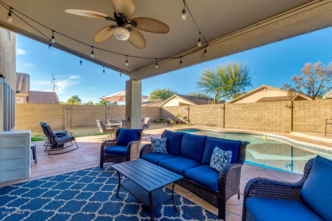 7020 West Phelps Road Peoria, AZ 85382 - Photo 34 of 35 Inviting Living Space