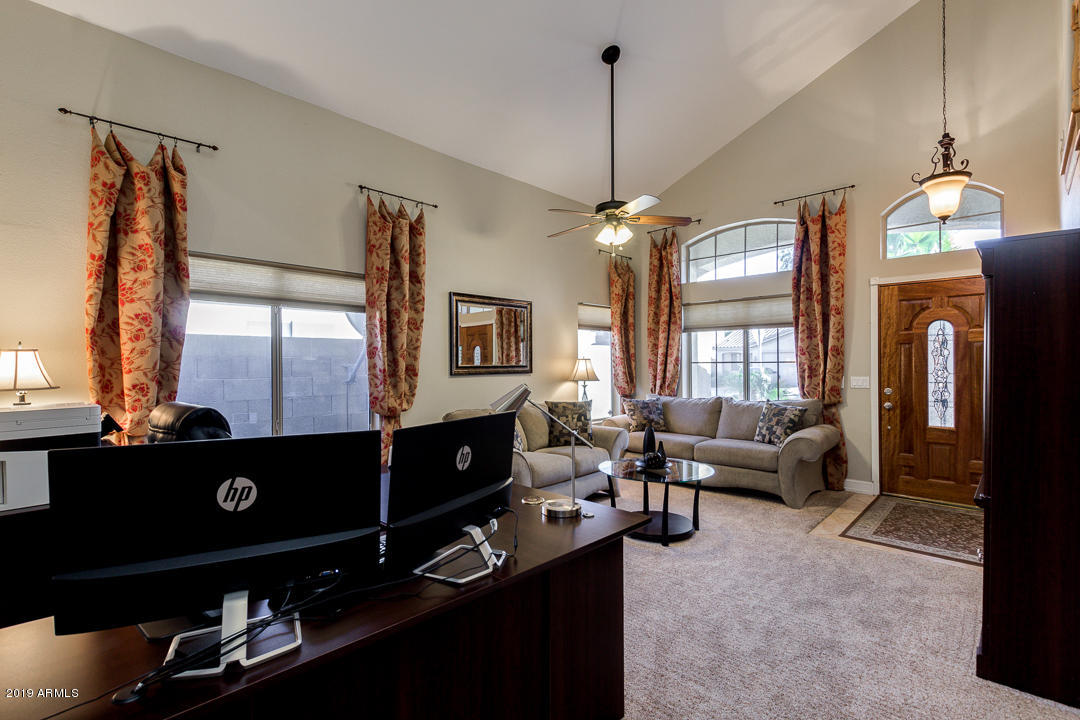 7020 West Phelps Road Peoria, AZ 85382 - Photo 6 of 35 Customs Window Treatments