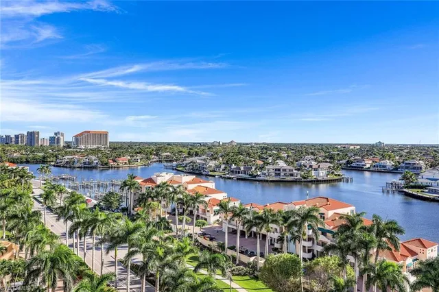 $11,500 | 4451 Gulf Shore Boulevard North, Unit 1205, Naples, FL 34103