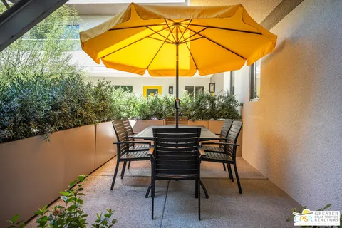 a view of an outdoor space in front of house