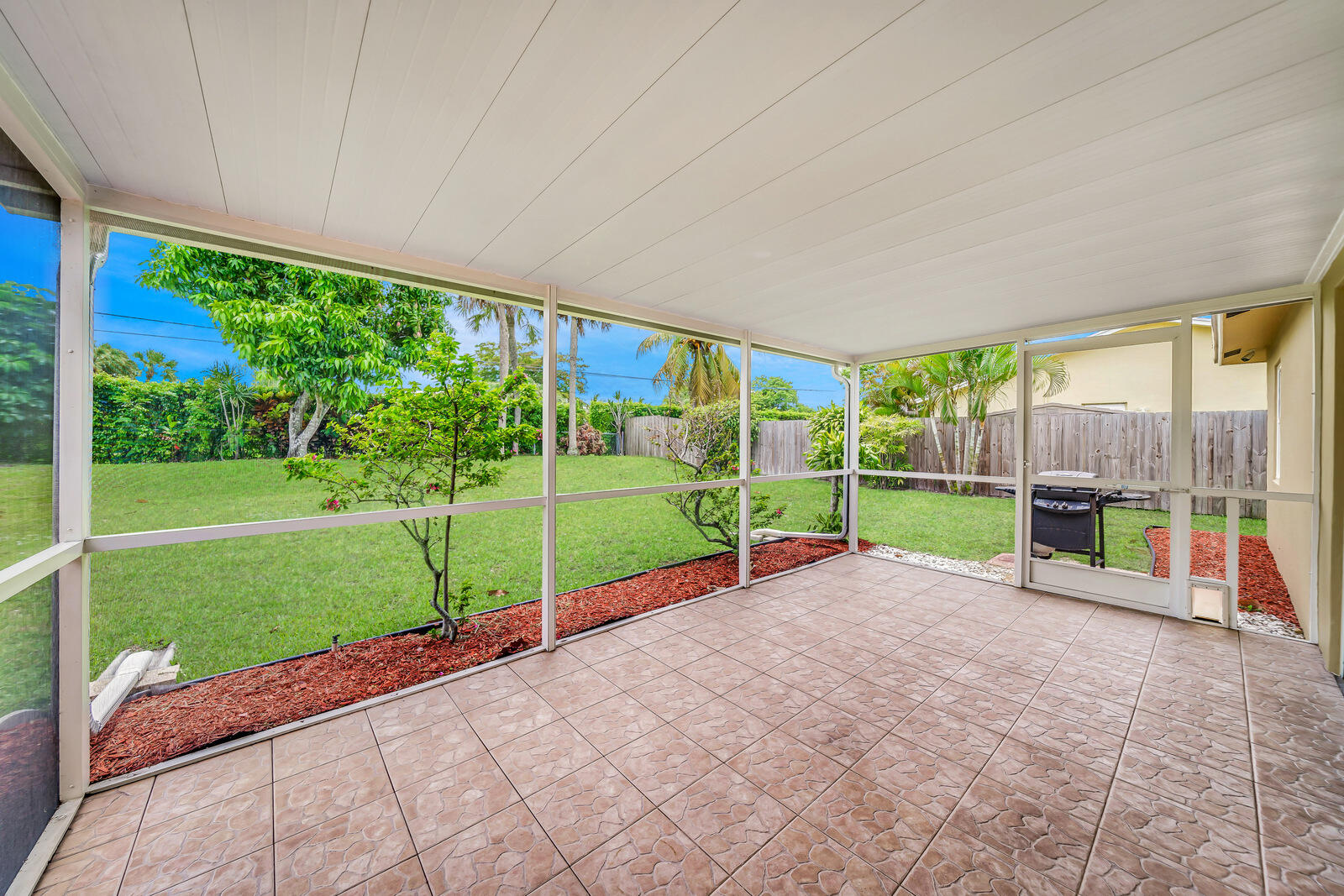 9764 Alaska Circle Boca Raton, FL 33434 - Photo 36 of 57 35-Exterior-26