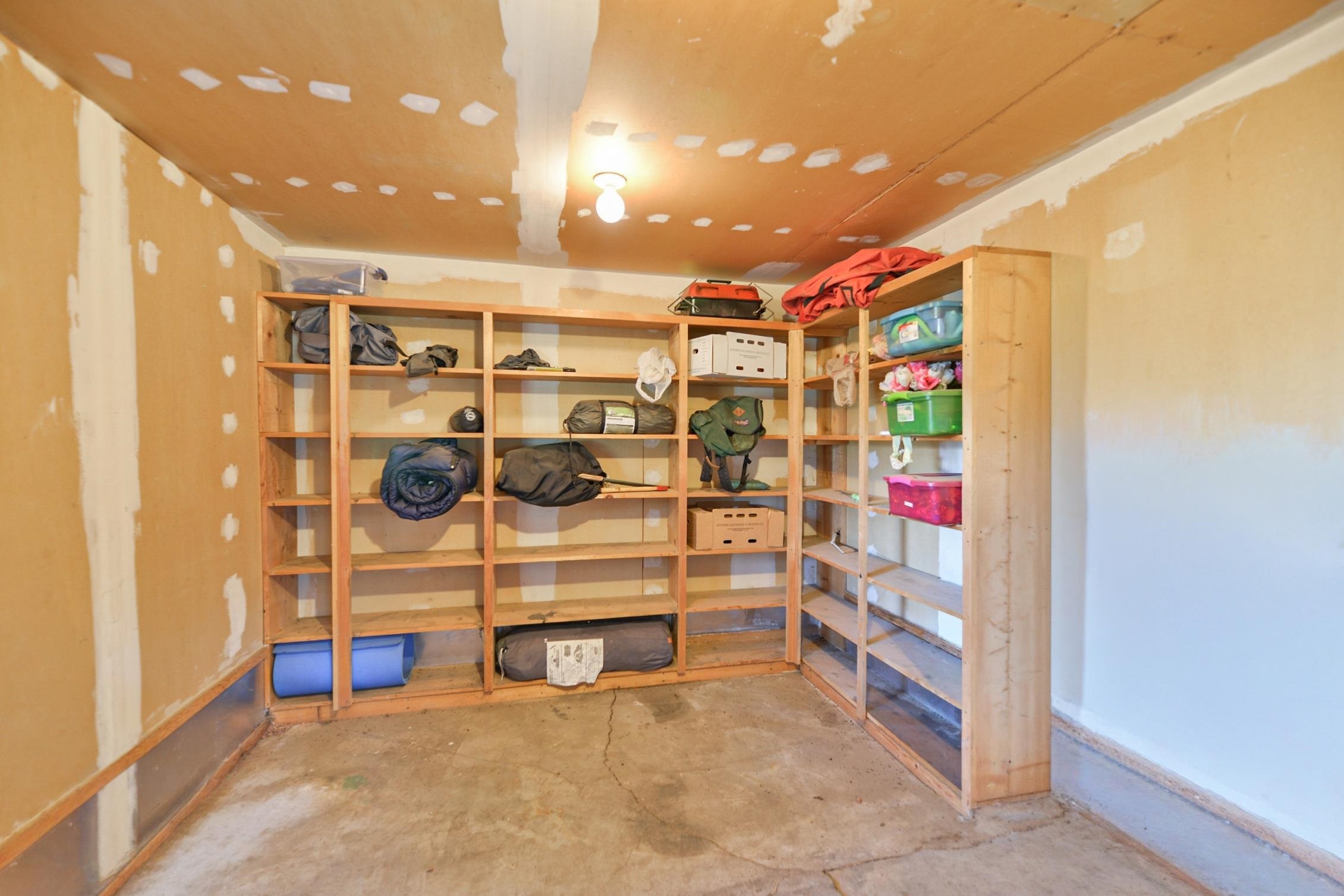 11312 West Betz Road Cheney, WA 99004 - Photo 29 of 37
